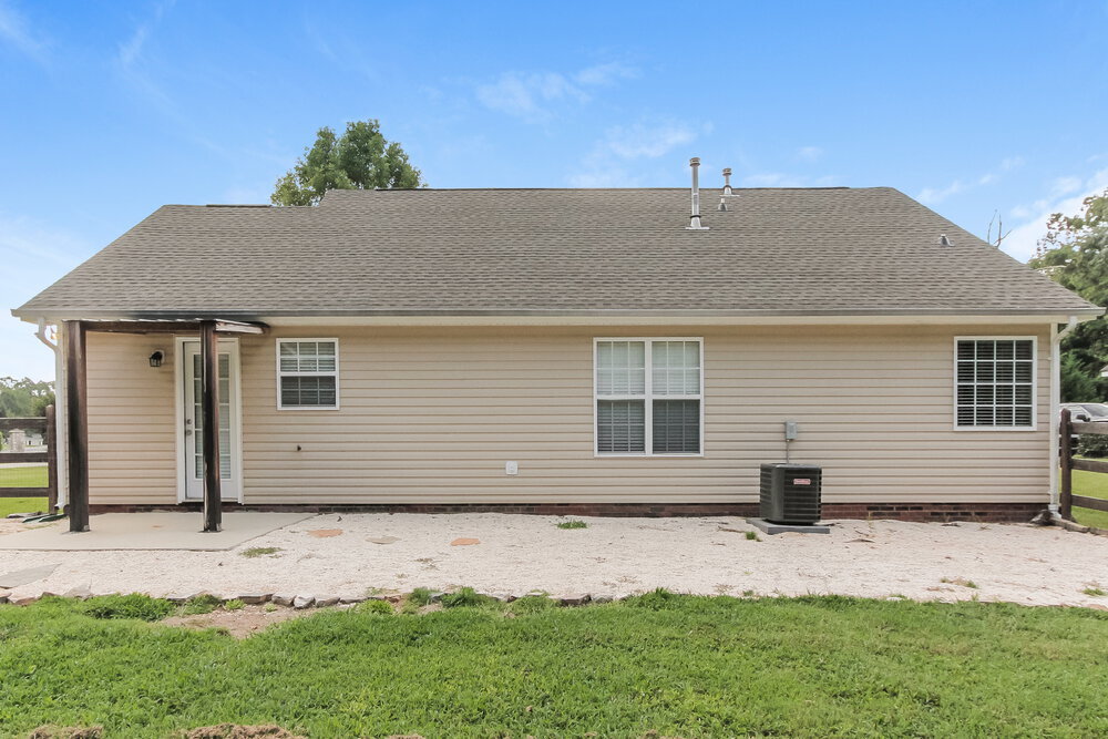 Building Photo - 409 Funderburk Rd