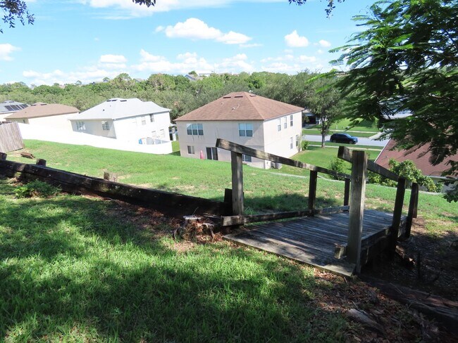 Building Photo - Spacious 4 Bedroom Pool Home Plus Addition...