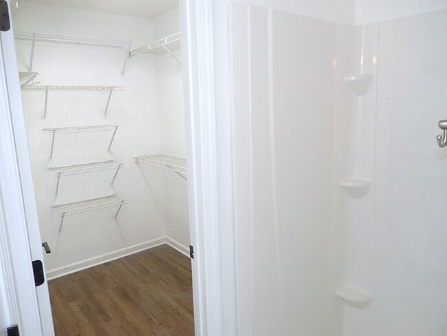 Building Photo - 4331 Crowfield Dr