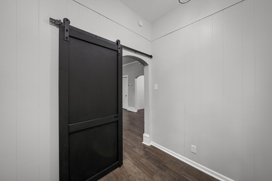 2nd Bedroom / Office - 4160 Juniata St