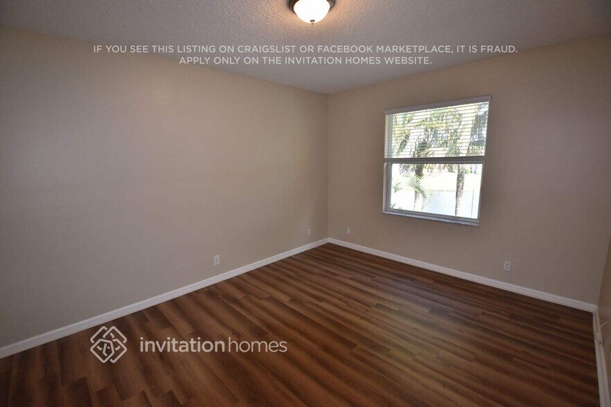 Building Photo - 6103 C Durham Dr