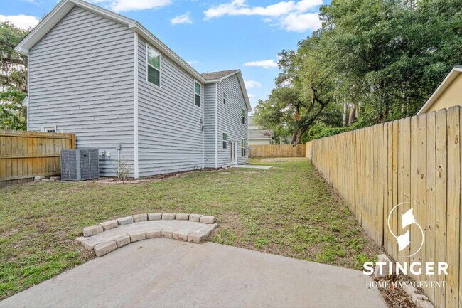 Building Photo - 515 Abner Ln