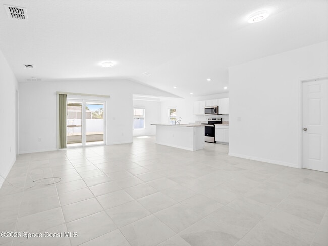 Building Photo - 518 Gantry St SW