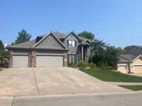 Building Photo - Home in Omaha for Rent!