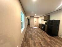 Building Photo - Brand new Efficiency 1 BR mobile home with large bonus room