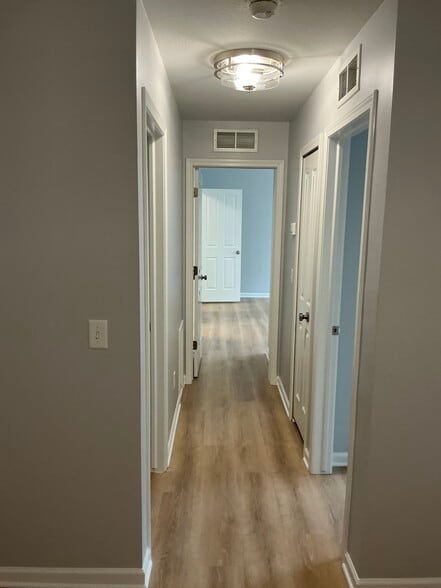 Building Photo - 29030 Cullen Dr