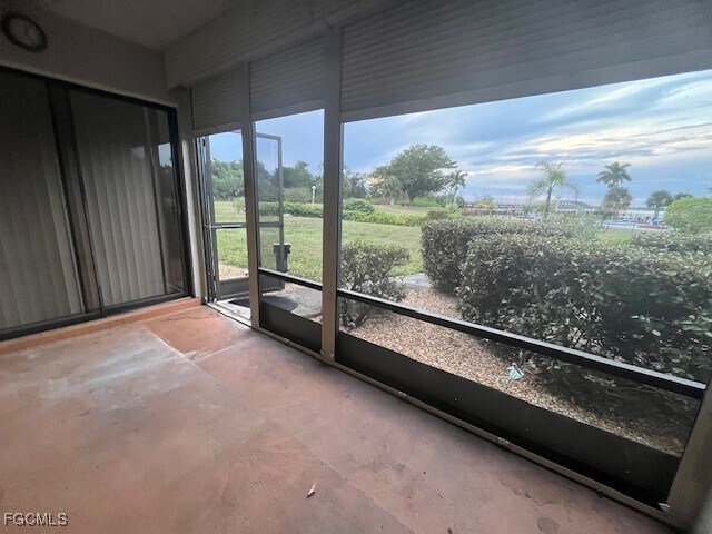 Building Photo - 12498 Riverside Dr