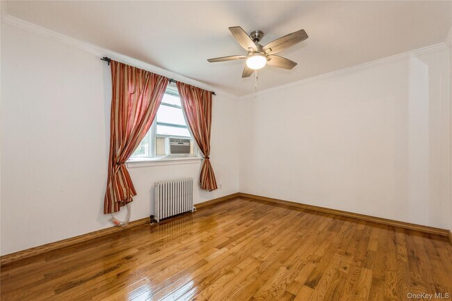 Building Photo - 260-40-260-74 74th Ave