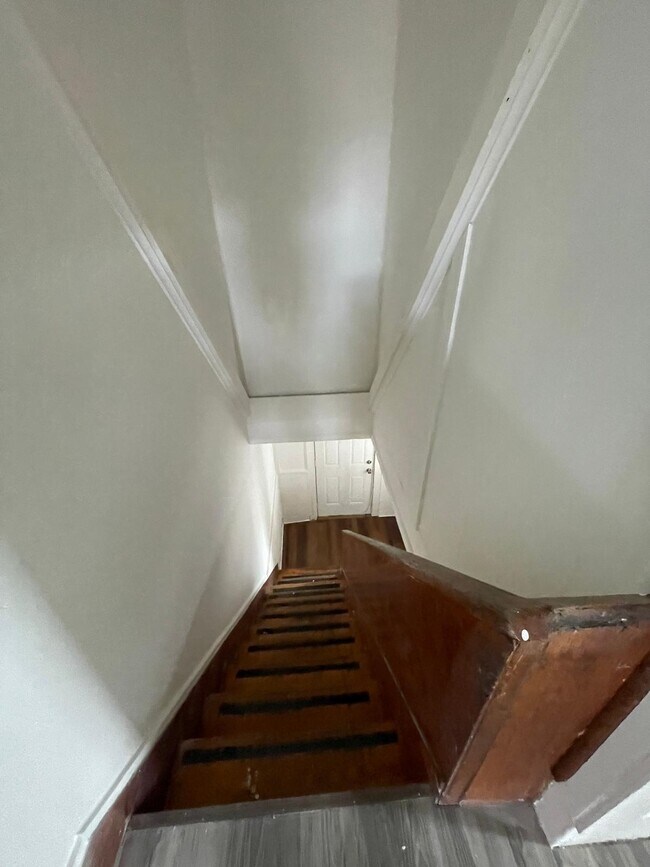 Building Photo - 7 Shedds Ave