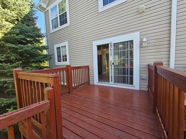 Building Photo - 2305 Hudson Cir