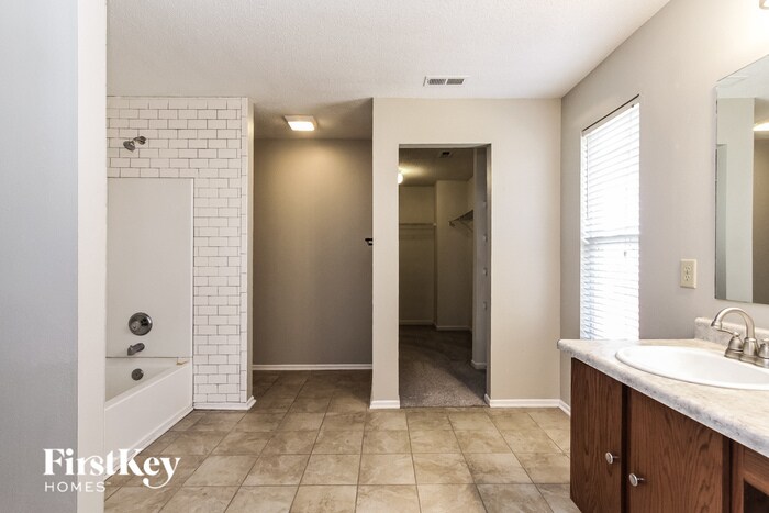 Building Photo - 2013 Prairie Sky Ln