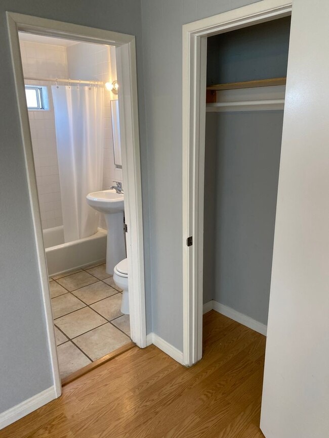 Building Photo - 861 Missouri St