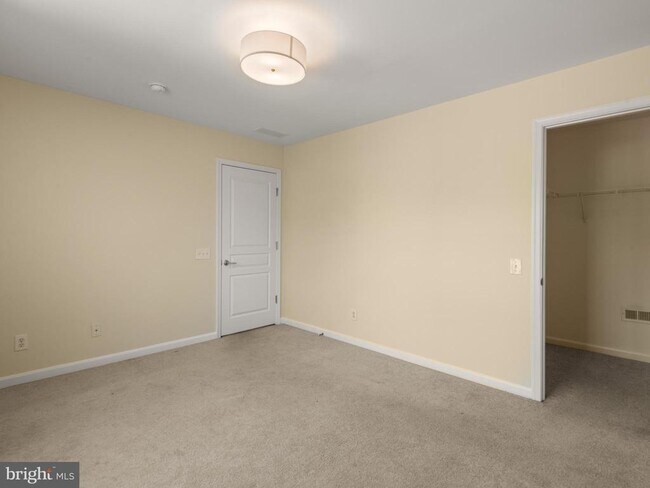 Building Photo - 209 N Caldwell Cir