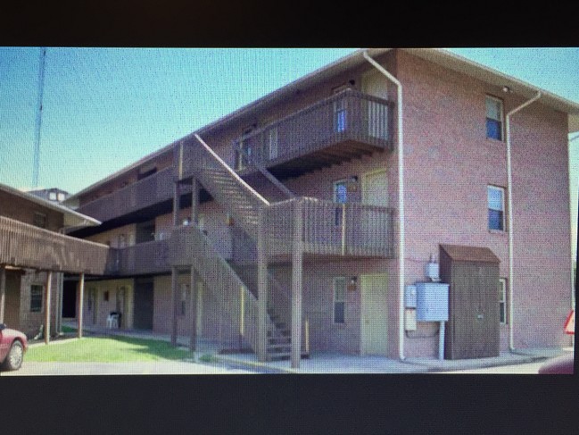  - Maple Springs