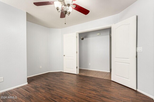 Building Photo - 45127 W Jack Rabbit Trail