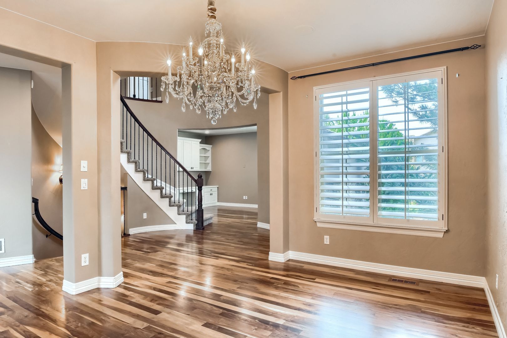 Building Photo - 9701 Sunset Hill Pl