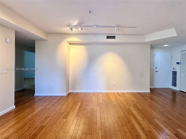 Building Photo - 5970 Indian Creek Dr