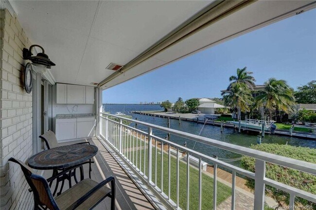 Building Photo - 68 Yacht Club Dr