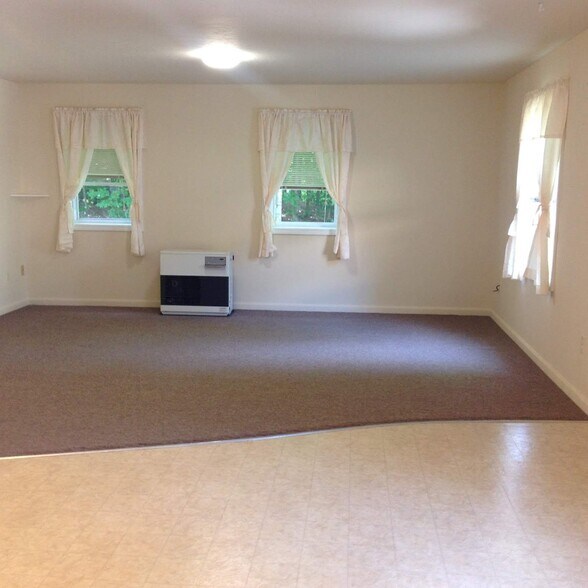 Building Photo - 78 Hawkins Pond Rd