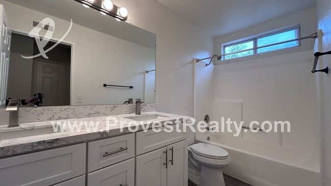 Building Photo - 13141 Quiet Canyon Dr