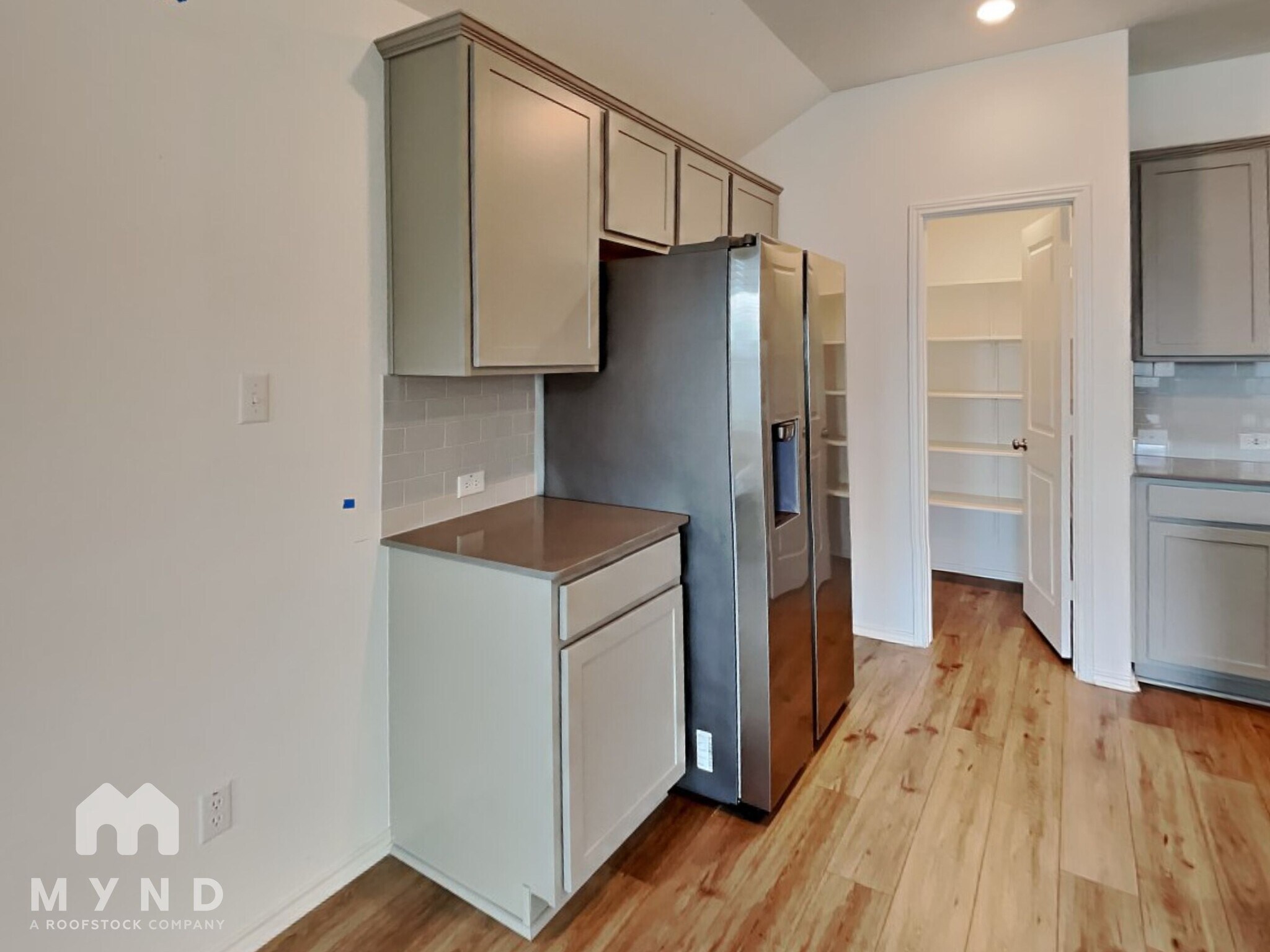 Building Photo - 441 Sebring Cir