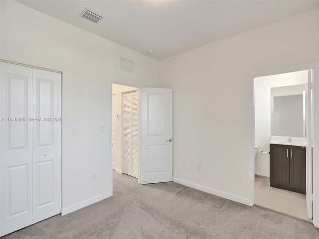 Building Photo - 3436 W 111th Pl