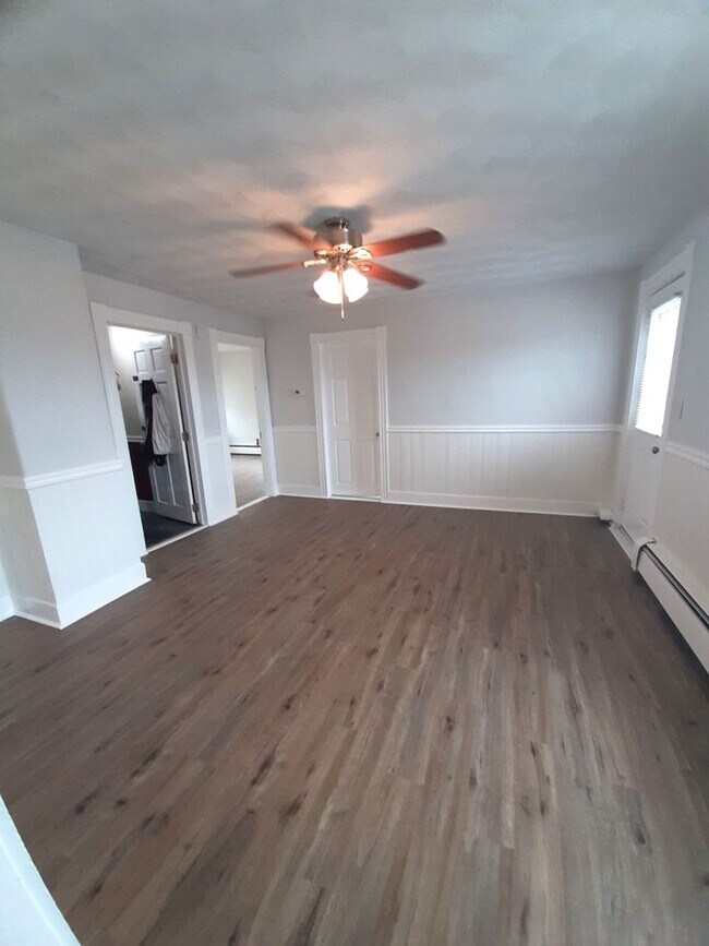 Building Photo - 7-9 Spring Street