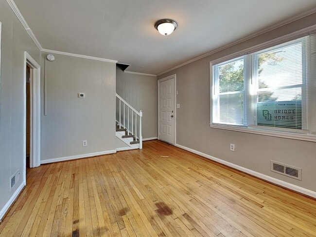 Building Photo - 4911 Anntana Ave