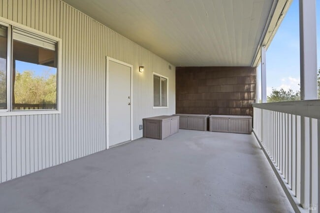 Building Photo - 122 Mariner Green Ct