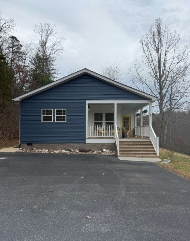 Building Photo - 123 Pete Mann Rd