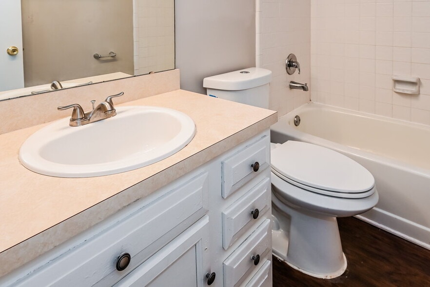 Building Photo - 11702 Tanager Dr