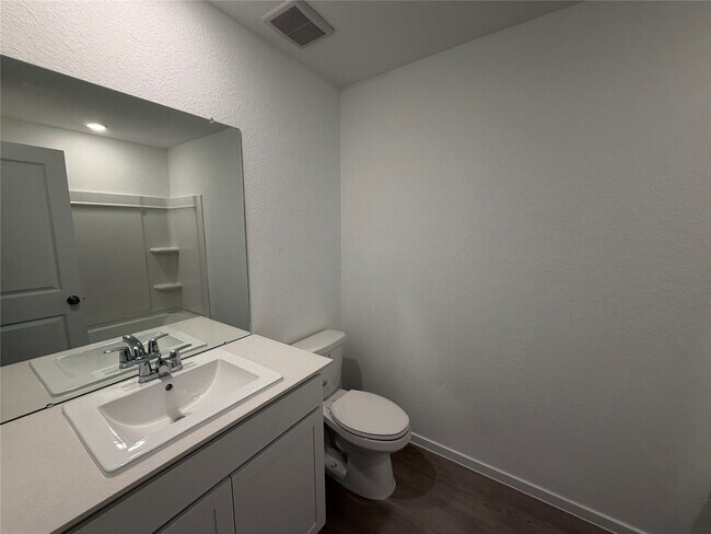 Building Photo - 16718 Old Wagon Wy