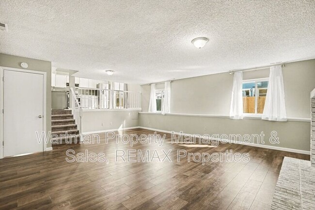 Building Photo - 9165 Bellcove Cir