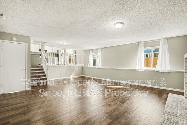 Building Photo - 9165a Bellcove Cir