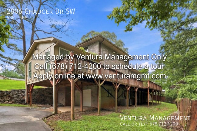 Building Photo - 2806 Chaucer Dr SW