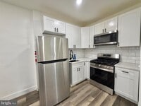 Building Photo - 104 New Rose St