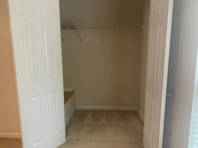 Building Photo - 225 Winding River Dr