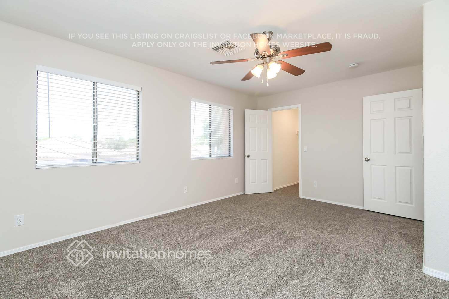 Building Photo - 2936 S Sierra Heights