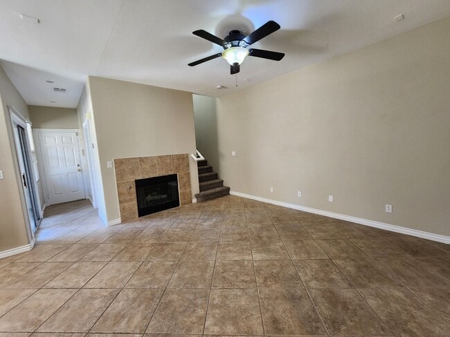 Building Photo - Beautiful Home in Summerlin