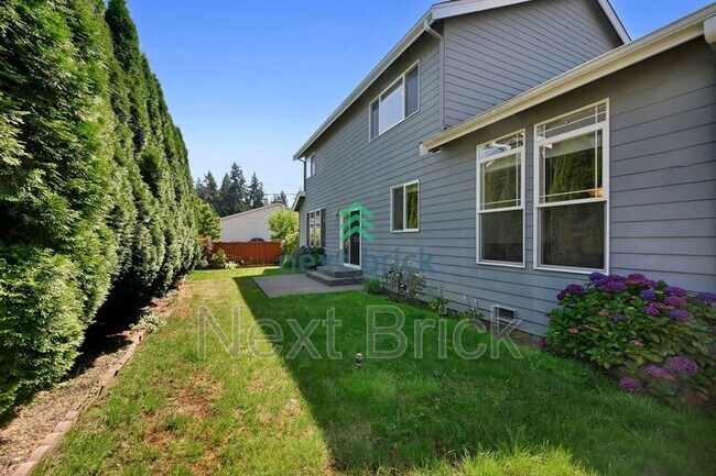 Building Photo - 121 Jonathan Rd