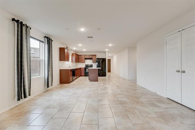 Building Photo - 1802 Aslynn Cir