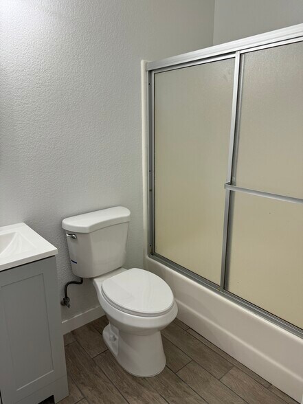 Building Photo - 366 Samsara Ct