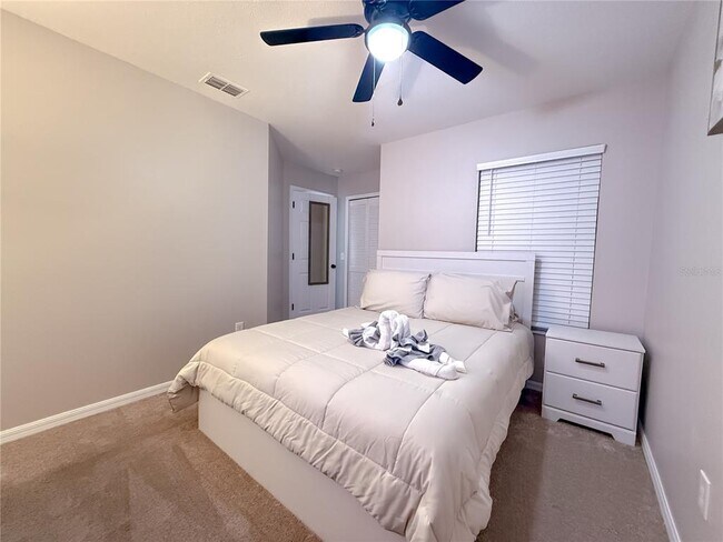 Building Photo - 223 Coco Plum Dr