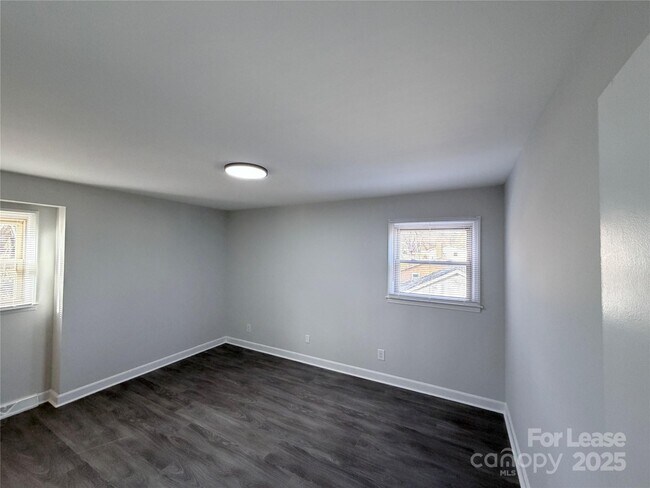 Building Photo - 6207 Eagle Peak Dr