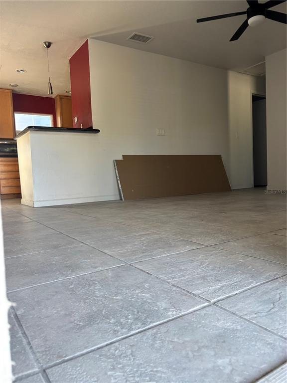 Building Photo - 4006 W Land Ave