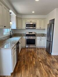 Building Photo - Welcome to the Rossmoor Town Houses, Rossm...
