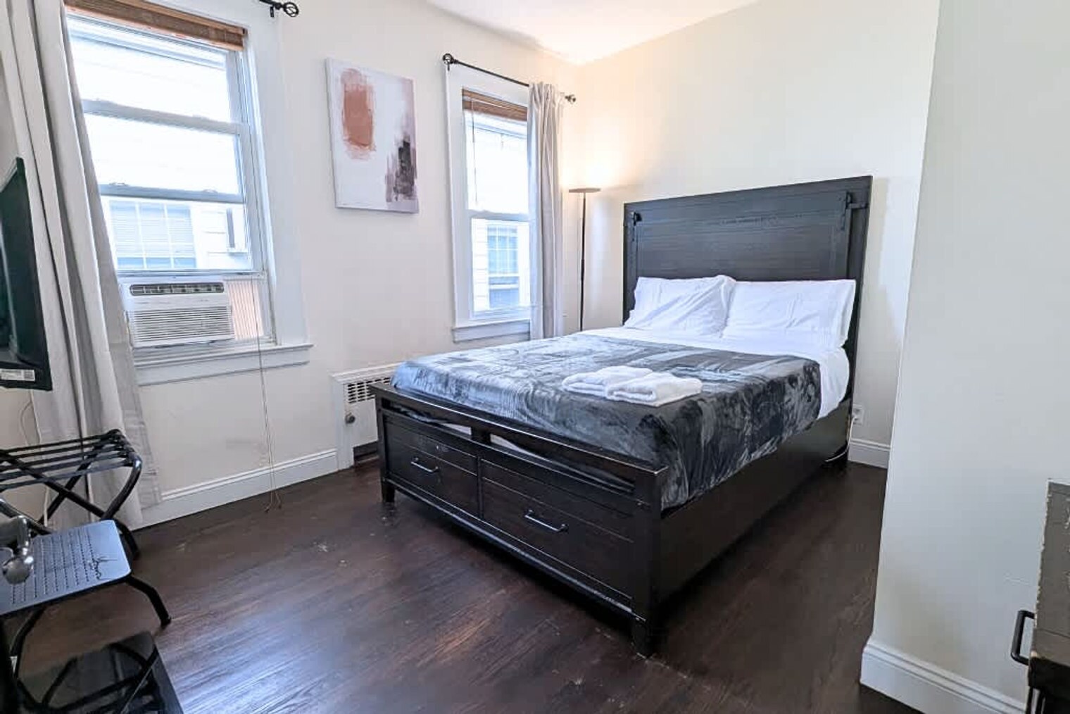 Building Photo - 108 Gotthart St