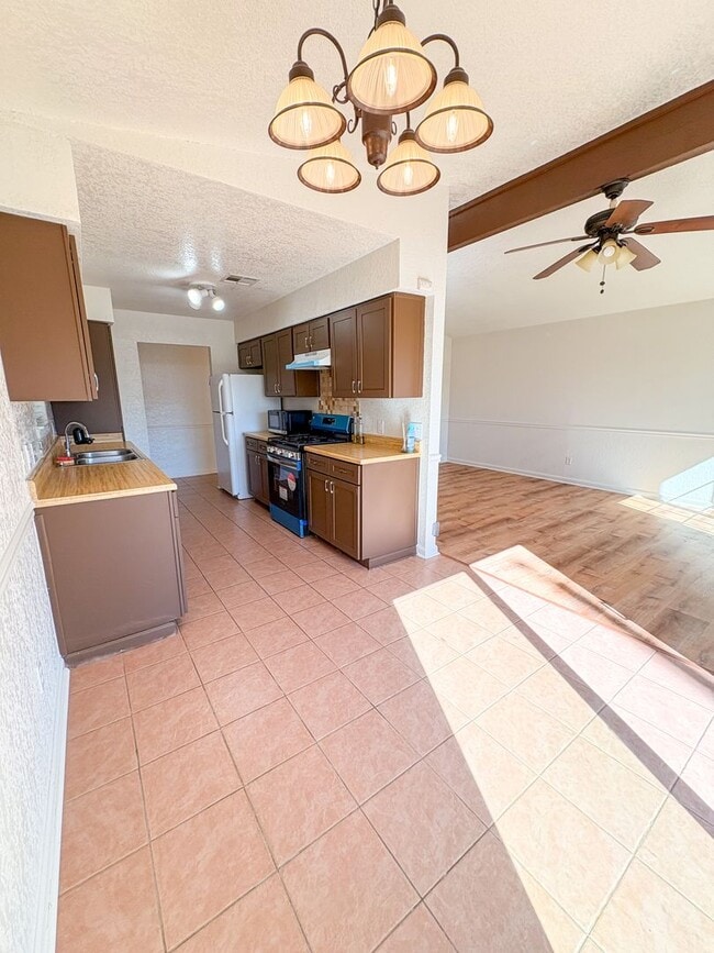 Building Photo - 1312 Westway Dr