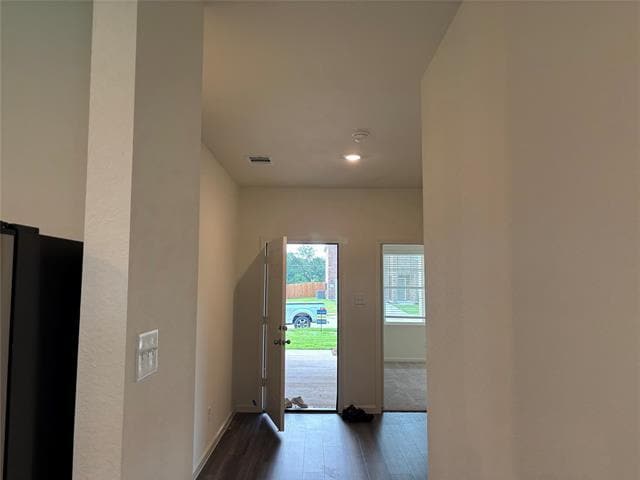 Building Photo - 805 Lexington Ln