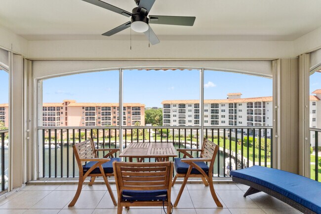 Building Photo - 2871 N Ocean Blvd